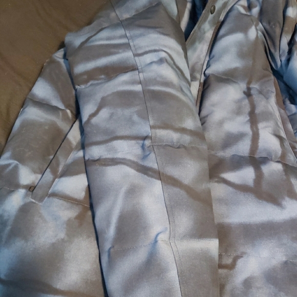 COPY - Authentic* Canada goose parka - Picture 4 of 4